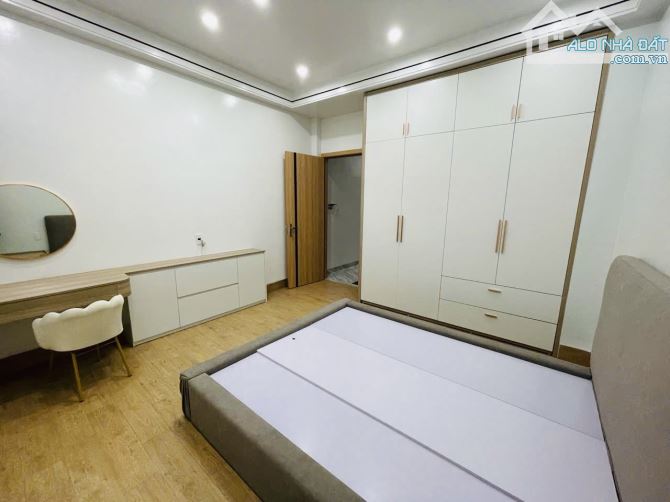 🏠 BÁN NHÀ MỚI 4 TẦNG FULL NỘI THẤT PHỐ CẤM NGUYỄN HỮU TUỆ, NGÔ QUYỀN GIÁ 4,X TỶ - 6