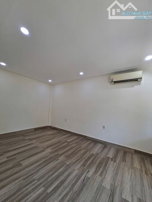 Nhà 2 tầng 200m2 kiệt ô tô Kim Long gần cầu Nguyễn Hoàng - 7