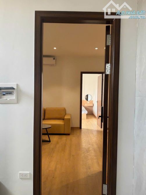 BÁN TÒA PARTMENT PHỐ TRÍCH SÀI, LÔ GÓC, DÒNG TIỀN KHỦNG, DT 100M2 x 9TẦNG* GIÁ 41 TỶ - 7