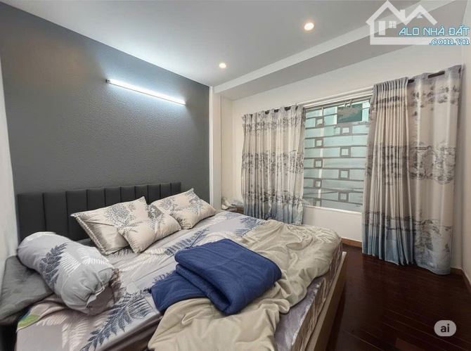 Bán nhà 3 tầng, Lê Văn Lương, Quận 7. 60m2 hoàn công. Chỉ 3.xx tỷ - 7