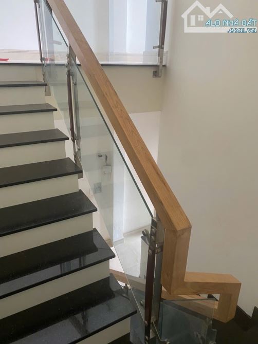 NHÀ 2 TẦNG 9X20 NGAY TRỊNH THỊ MIẾNG ĐƯỜNG THÔNG XE TẢI GIÁP RANH QUẬN 12 - 7