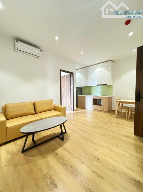 BÁN TÒA PARTMENT PHỐ TRÍCH SÀI, LÔ GÓC, DÒNG TIỀN KHỦNG, DT 100M2 x 9TẦNG* GIÁ 41 TỶ - 8