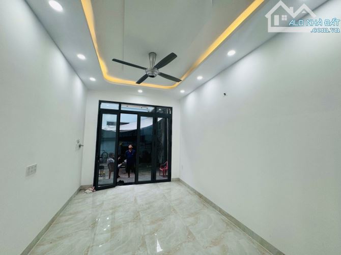 🏡 HẺM XE HƠI – NHÀ MỚI ĐẸP – GIÁP PHÚ NHUẬN 📍 Nguyễn Văn Đậu, Bình Thạnh – sát ranh Phú - 8