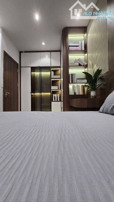 Tôi bán nhà mặt phố Văn Chương 30m2 5 tầng 4,5m ngõ ô tô - 8