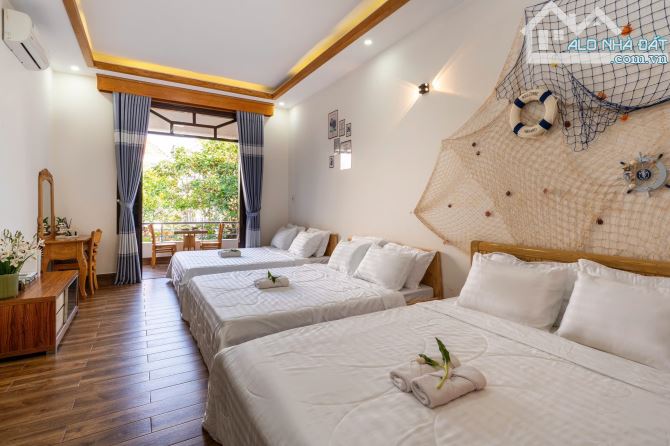 🏡🏡🏡Bán Biệt Thự 1 Trệt 2 Lầu Đường Nội Bộ Lạc Long Quân 330M2 (10x33) - Giá: 32Tỷ - 9
