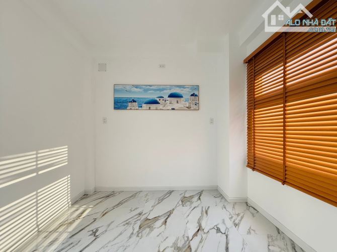 Bán nhà đẹp Lê Đức Thọ khu đồng bộ, xe hơi vào tận nhà, ngang 4,6m, 5 tầng, chỉ 6 tỷ nhỉnh - 9