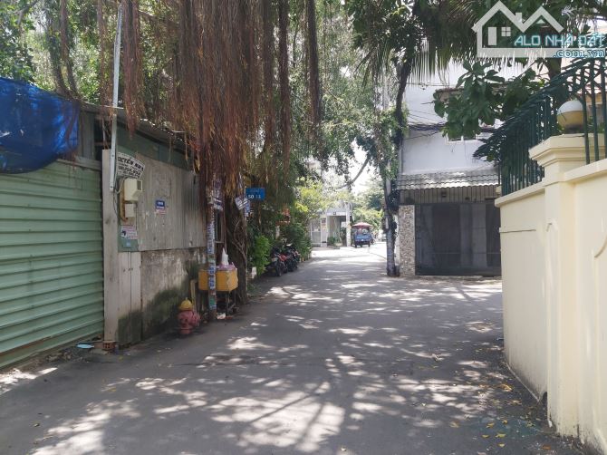 Bán dãy nhà trọ đang cho thuê đường số 13 P An Khánh Quận 2 cũ gần chợ (256m2) 29 tỷ - 9