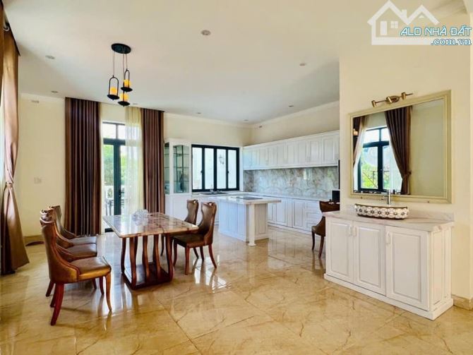 Bán Biệt Thự mặt tiền Bà Triệu P. Hội Phú Pleiku Gia Lai - 9
