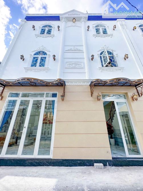 BÁN  NHÀ TRỆT 2 LẦU HEM LIÊN TỔ 3-4 LỘ Ô TÔ GẦN ĐẠI HỌC Y DƯỢC - FULL NỘI THẤT CAO CẤP