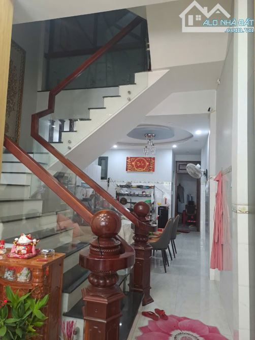 Bán Nhà 3 Tầng Mặt Tiền Đường  NGUYỄN LỮ , Phường Ngô Mây , Tp Quy Nhơn