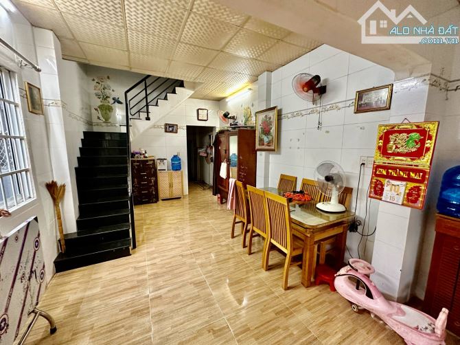 🌟 CẦN BÁN NHANH NHÀ GÓC 2MT CHƯA QUA ĐẦU TƯ  –P.RẠCH DỪA, TP. VŨNG TÀU. GIÁ 2TY6