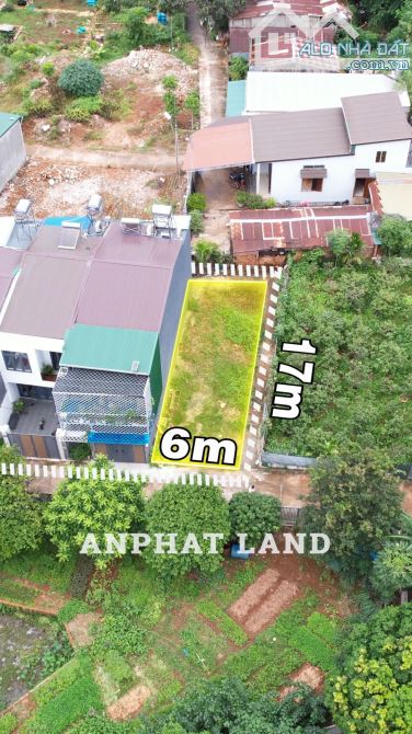 Đất 3 Mặt Tiền Trung Tâm Phố (6x17m) Giá Sốc Chỉ 2Tyxxx - Ra Ngã Sáu Chỉ 1Km !!! - 1