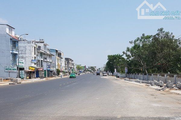 Bán gấp 2 đất gần Vinhomes Quận 9, giá 3tỷ, 100m2, SHR.