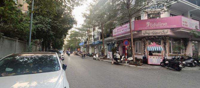 Cần bán nhà Liền Kề Phố Nguyễn Tuân diện tích 69m2, 5 tầng, mặt tiền 6m.