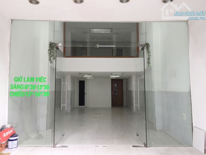 Cần cho thuê nhà mặt tiền Quận 1 dt(4 x 20) giá 70tr/tháng