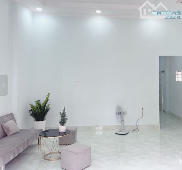 Nhà Oto Đỗ Cửa, Gần VinCom Lê Văn Việt, Ngã Tư Thủ Đức Dt 128m2, Ngang 6.5m, Chỉ 7.45 tỷ