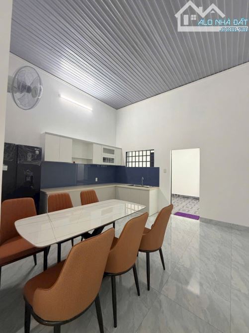 Nhà Hẻm 116 Ymol thông qua đường Lương Văn Can: 4m7 x 23m (nở hậu 4m8) tc100%