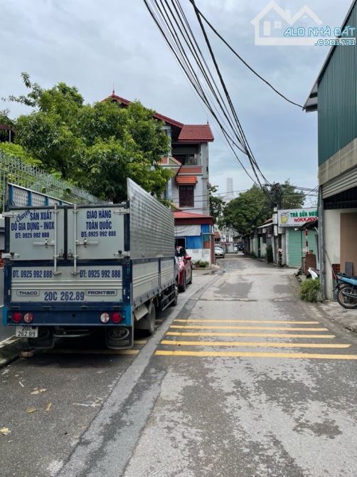 Trung tâm Thạch Bàn 50m Đất Ô TÔ TRÁNH, sát phố Cổ Linh hơn 6tỷ