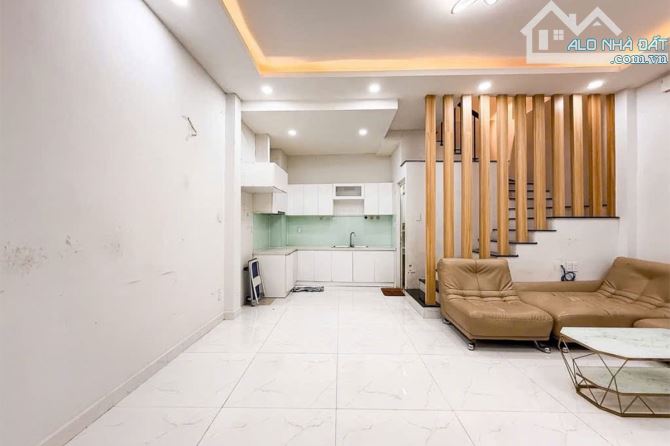Bán nhà Phan Đình Phùng Phú Nhuận, 37m² (5.7m x 7m) 4 Tầng 4 phòng ngủ - Giá 7.85 tỷ TL