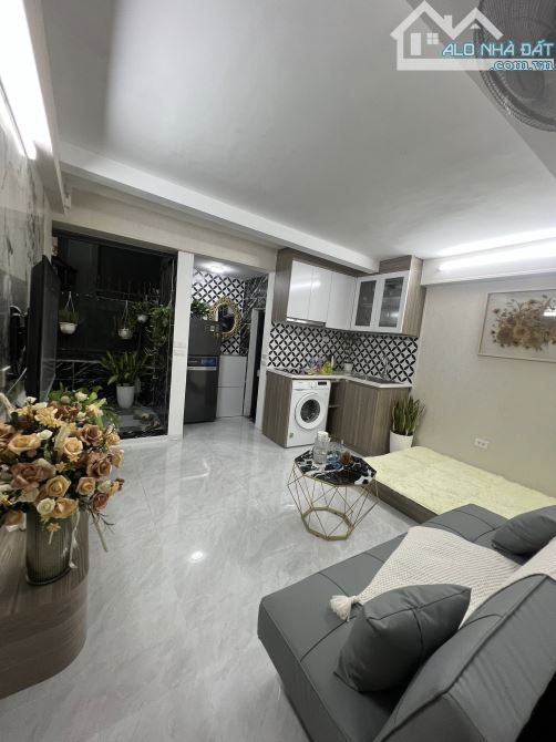 NHÀ ĐẸP KIM MÃ NHỎ XINH- GẦN HỒ NGỌC KHÁNH- FULL NỘI THẤT - DT 50M2 GIÁ 3,45 TỶ