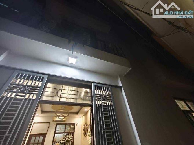VÕ CHÍ CÔNG NGHĨA ĐÔ CẦU GIẤY, 5 TẦNG 53M GẦN PHỐ Ô TÔ TRÁNH. Nhỉnh 10 tỷ