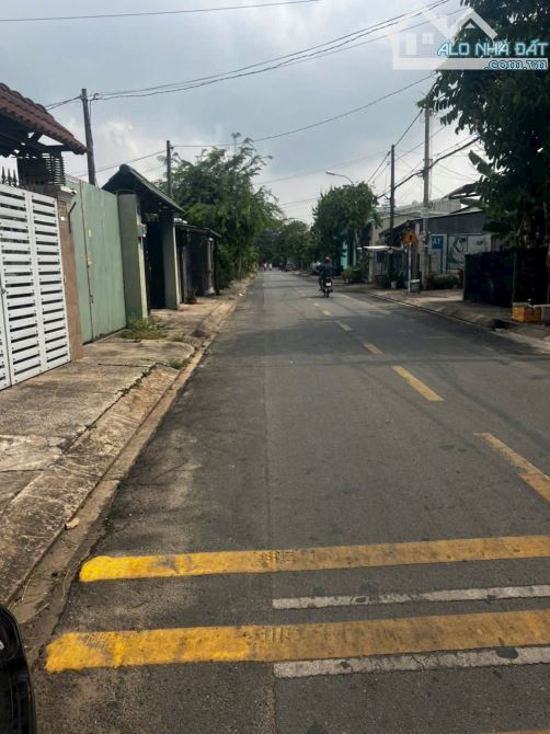 CẦN BÁN LÔ ĐẤT MẶT TIỀN ĐƯỜNG XUÂN THỚI SƠN 23 – HÓC MÔN