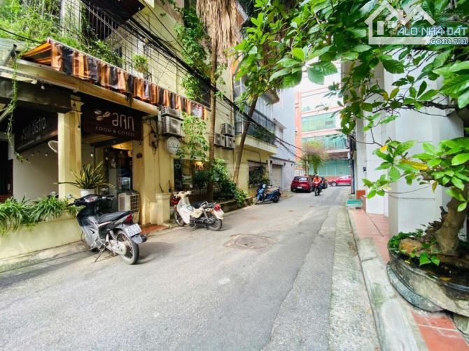 BÁN NHÀ LÁNG HẠ BA ĐÌNH – 66M² – PHÂN LÔ - ÔTÔ TRÁNH – THANG MÁY NHẬP KHẨU – 27,9 TỶ.