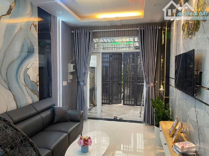 Bán nhà 2 tầng BTCT tuyệt đẹp 39m2, Nguyễn Tư Giản, Phường 12, Gò Vấp, giá nhỉnh 4 tỷ TL