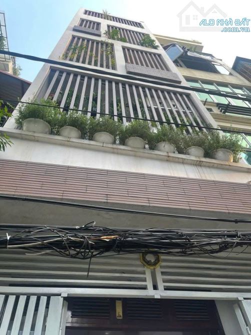 BÁN NHÀ TRUNG TÂM CẦU GIẤY -35M -5 TẦNG -MT 5M -Ô TÔ -NHÀ MỚI ĐẸP - FULL NỘI THẤT