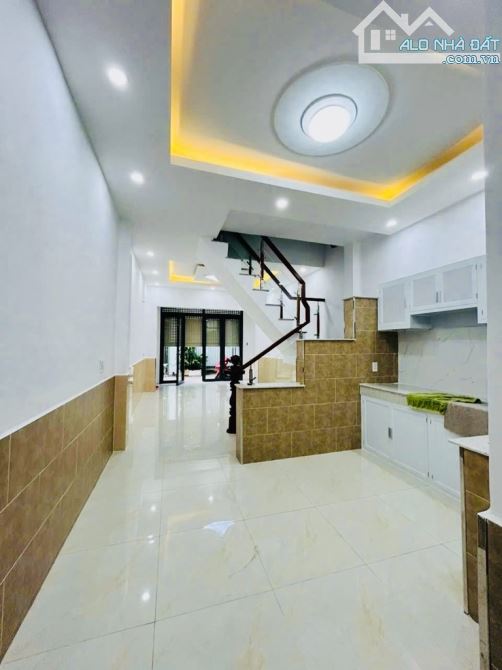 BÁN NHÀ NGUYỄN THỊ BÚP, HẺM XE HƠI, TÂN CHÁNH HIỆP, QUẬN 12, DT 42M2 (3.8 × 11), GIÁ RẺ