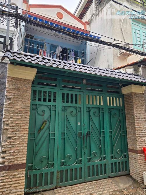 Bán nhà  3 tầng HXH dt 4x31m, Trung Lang, Phường 12, quận Tân Bình, giá nhỉnh 10 tỷ TL
