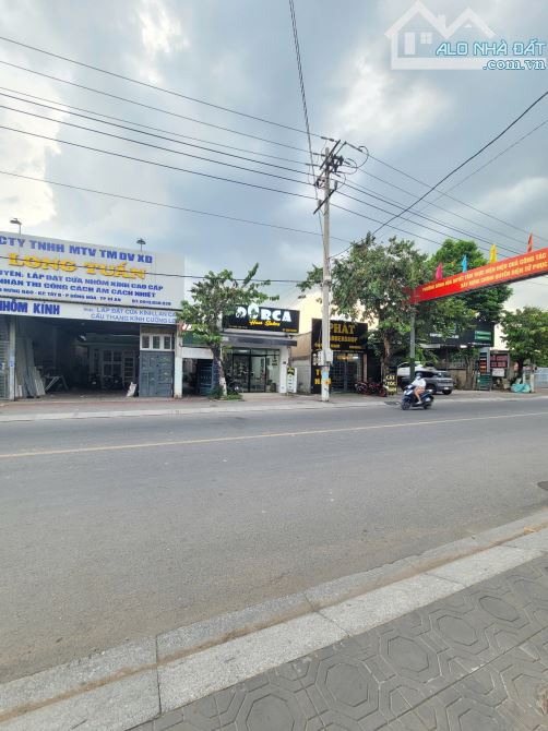 nhà cấp 4 6ty2 TL Thu Nhập 9tr/Tháng MT đường Trần Hưng Đạo p.Đông Hòa Tp.Dĩ An
