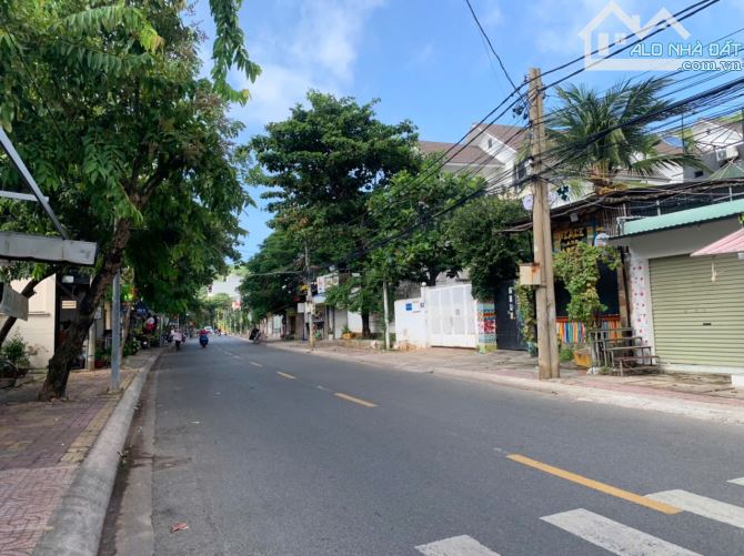🏖 BÁN NHÀ 189M² MẶT TIỀN PHAN CHU TRINH – GẦN BÃI SAU, KINH DOANH KHÁCH