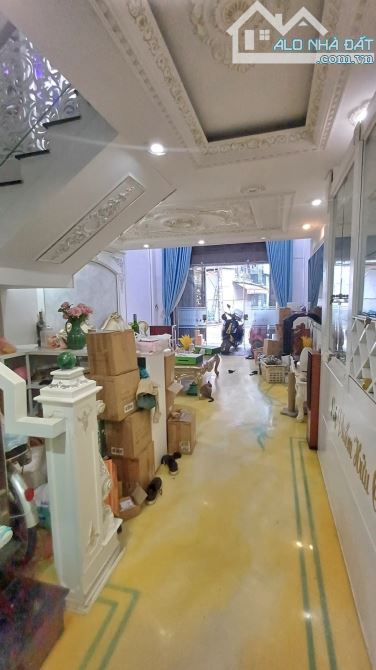Dương Quảng Hàm - Gò Vấp - 70m2 - 6 Tầng - 13.8 tỷ - Hẻm Ôtô - Hoàn công - SHR