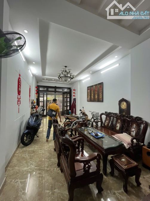 Cần bán nhà Phan Văn Trị, P.7, Gò Vấp Giá 13,6 tỷ