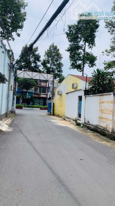 Bán đất SR, TC đường nhựa 6m thông, gần siêu thị GO, chỉ 3tỷ850