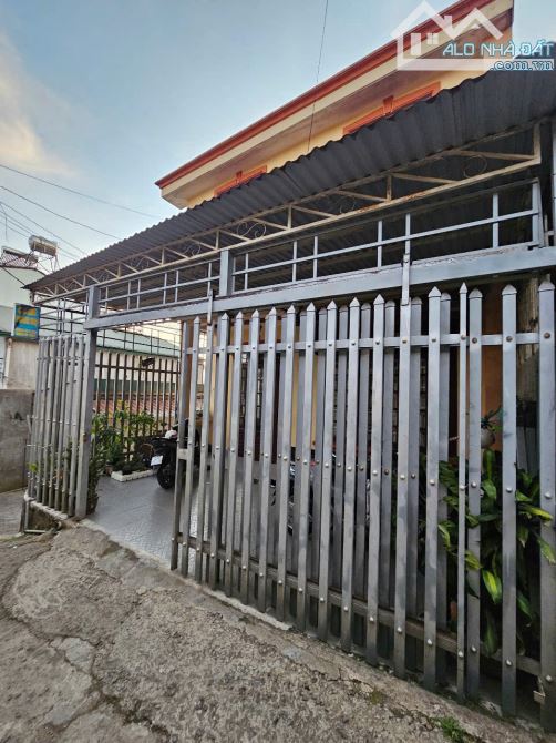 Cần bán Nhà Phố Hẻm, và dãy trọ 10 phòng đường Nguyễn Đình Chiểu, P.09, Đà Lạt