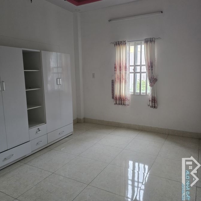 Hot! CHDV 5 tầng DT 620m2 dòng tiền 420tr/năm MT đg 10m Nguyễn Văn Tạo, Nhà Bè