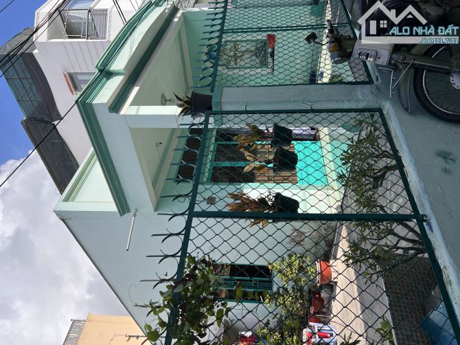 B.án nhà 155m2 phường Phú Mỹ Q7 - ngang 8 dài 18 nhỉnh 60tr/m2