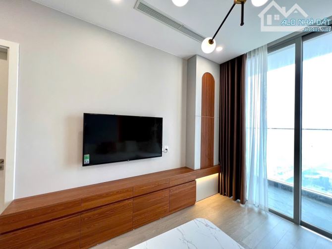 Cần bán căn 2 ngủ 2vs tầng trung đẹp 8.8 tỷ chung cư The Nine Phạm Văn Đồng