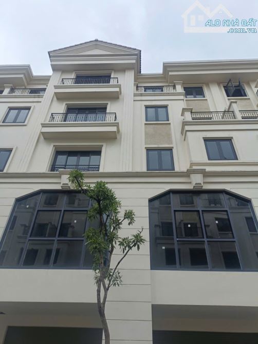 LK HINODE ROYAL PARK 100m2-5T, vỉa hè rộng, KD đỉnh, view đẹp, 18,5tỷ
