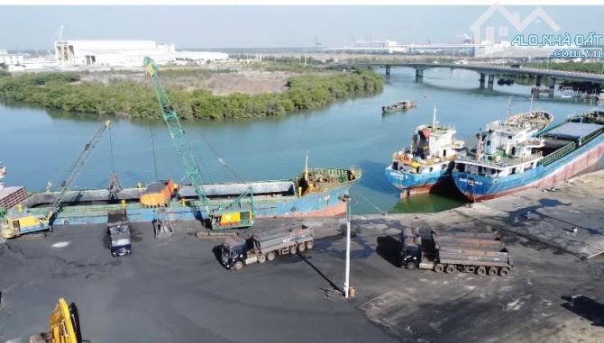 BÁN CẢNG THUỶ NỘI ĐỊA KHU CÔNG NGHIỆP PHÚ MỸ - 8,2 Ha