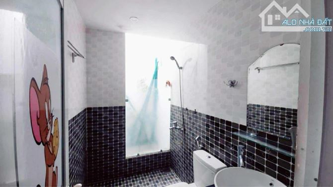Bán nhà 2 tầng Phạm Văn Nghị 88m², 4PN, gần Nguyễn Văn Linh, có sân thượng, giá 3.95 tỷ