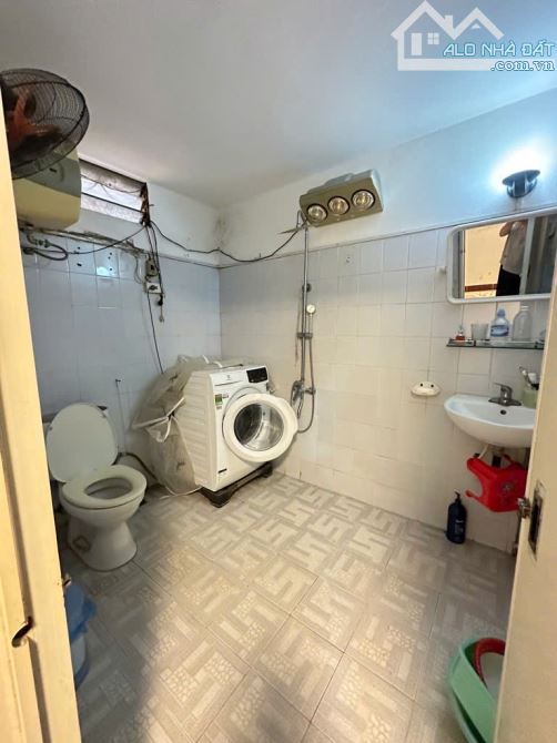 LÔ GÓC 2 THOÁNG TRUNG TÂM CẦU GIẤY - CÁCH MẶT PHỐ 30M - NHỈNH 7 TỶ