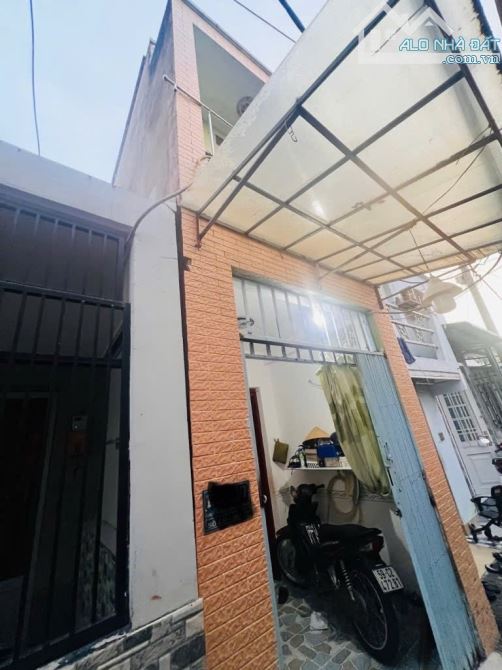 Nhà nhỏ 2 tầng, 2 tỷ, sổ riêng, hỗ trợ vay Bank 50%, KDC 1734 Lê Văn Lương, Nhà Bè