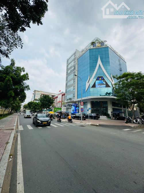Building Góc 2 MT  Nguyễn Trãi & Nguyễn Cảnh Chân Q1- 14m*30m- 2Hầm 10Tầng -Gía : 435Tỷ