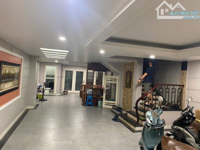 ❤️CHO THUÊ NHÀ PHÂN LÔ Huy Du , DT 110m, 5 tầng, 2 MT 6.8, NHÀ ĐẸP, 48tr/tháng