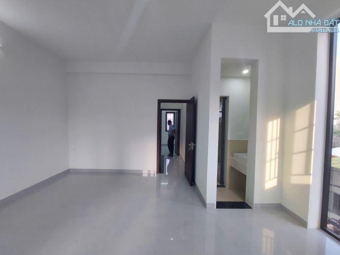 🔥 BÁN NHÀ GÓC 2 MẶT TIỀN – 104,6M² (5,5m x 19m) - 3 TẦNG – NGUYỄN DUY TRINH – LONG TRƯỜNG - 10