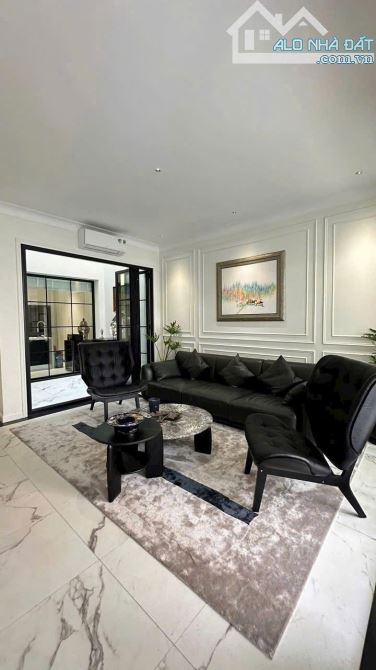 Nhà Hiếm Nhất Đakao Quận 1 - Đường Nguyễn Thành Ý - 8x18m 3 Tầng - 50 Tỷ - 11