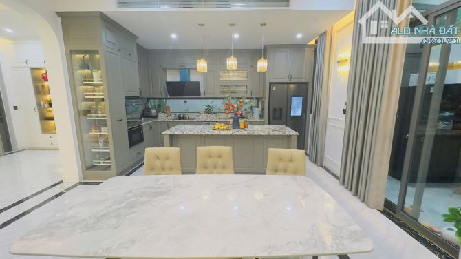 CẦN BÁN GẤP BIỆT THỰ DƯƠNG NỘI -VỊ TRÍ ĐẸP AN SINH TỐT -V. HÈ RỘNG - KDOANH ĐỈNH - 11